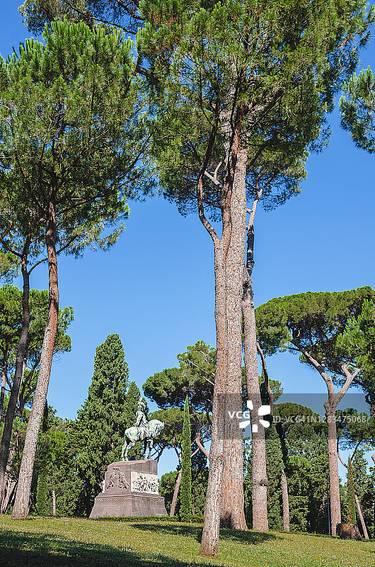 意大利罗马的公共公园（博尔盖塞别墅花园）图片素材