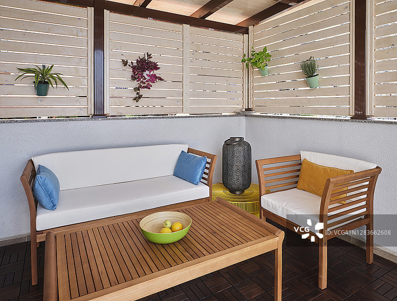 度假公寓的夏季露台图片素材