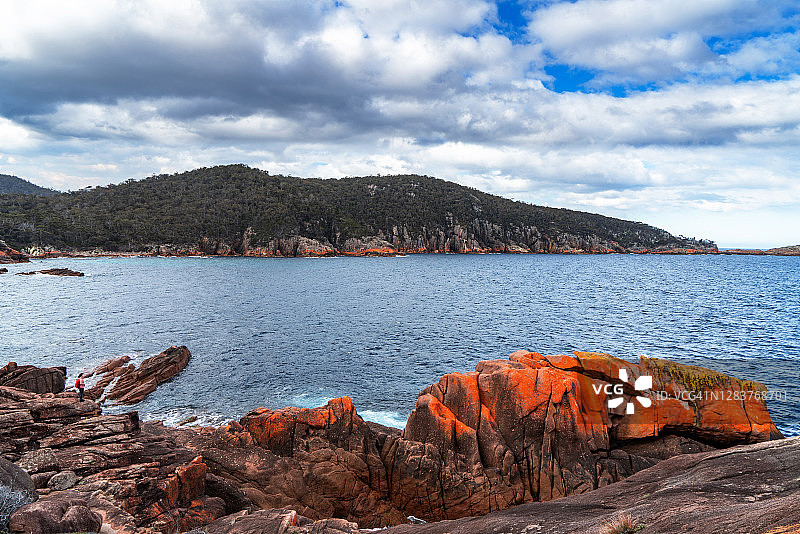 澳大利亚塔斯马尼亚菲欣纳国家公园酒杯湾和沉睡湾风光图片素材