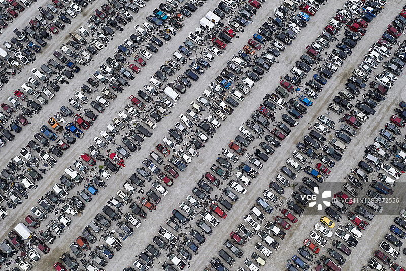 汽车垃圾场鸟瞰图图片素材
