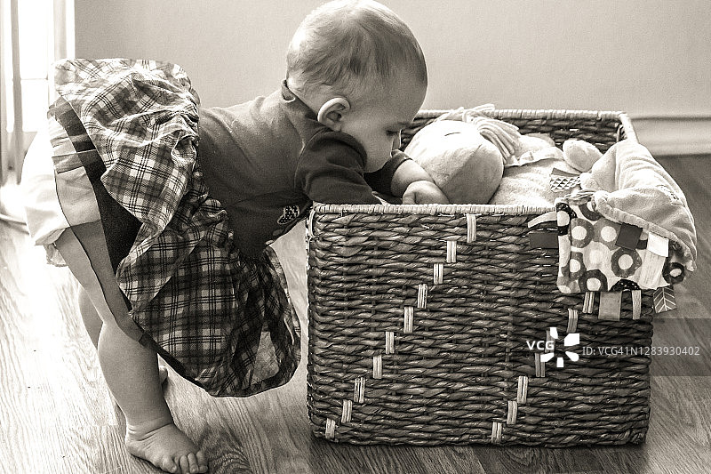 玩偶跳水图片素材