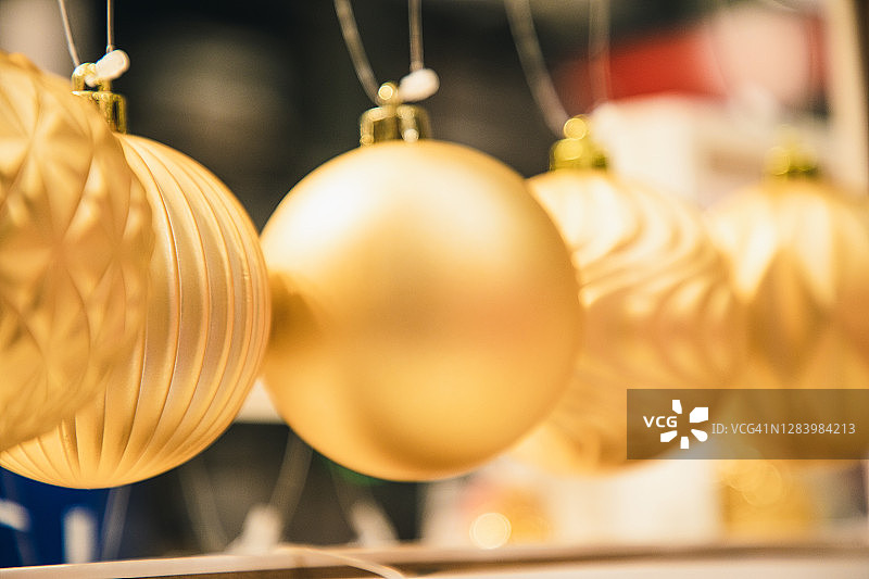 购买圣诞装饰品图片素材