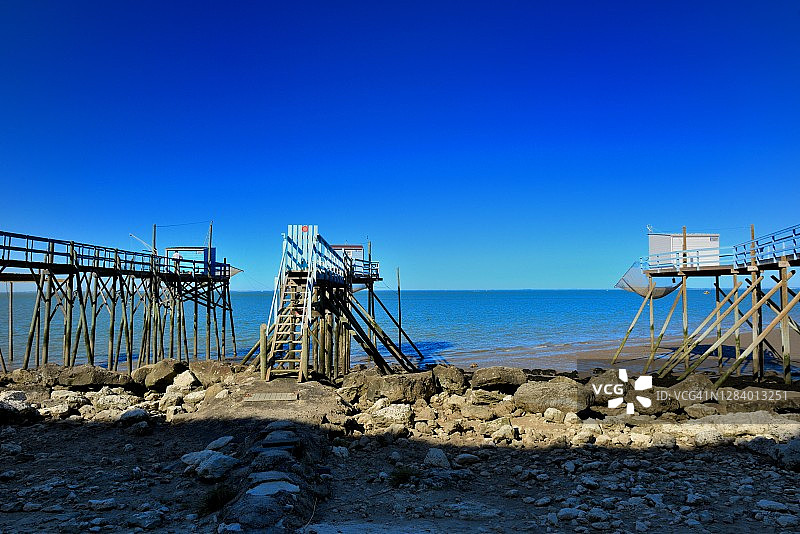 塔蒙特-滨海吉伦特，网捕渔业图片素材
