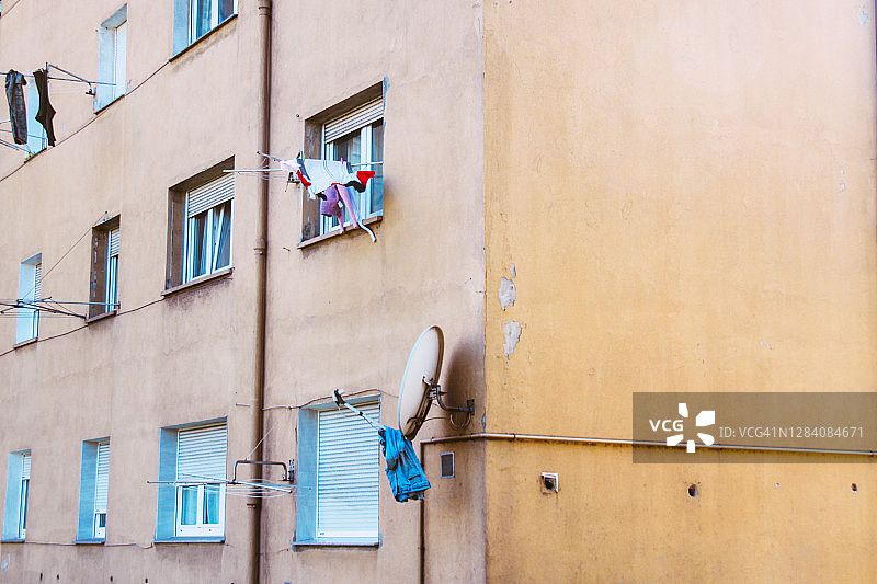 工薪阶层社区住宅楼图片素材