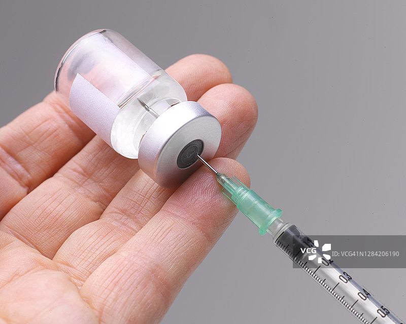 填充注射器图片素材