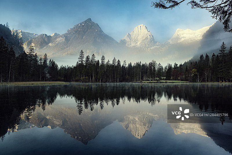 奥地利上施泰尔马克州谢德魏尔湖图片素材