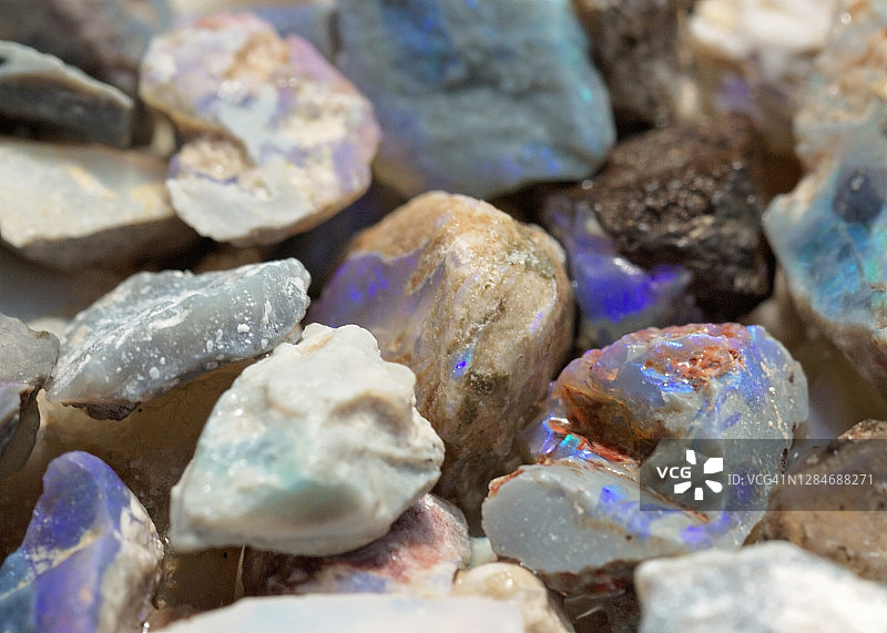 澳大利亚蛋白石碎片图片素材