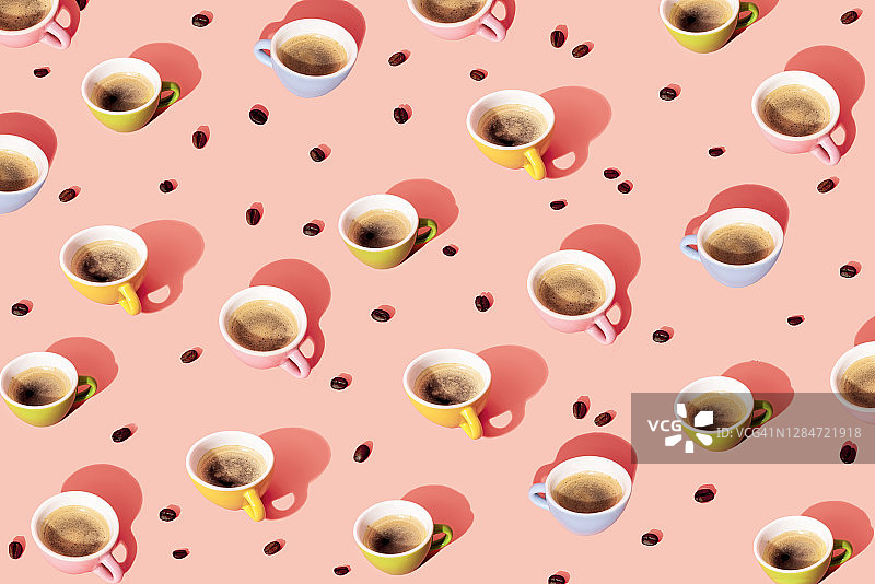 烤咖啡豆和咖啡杯图案图片素材