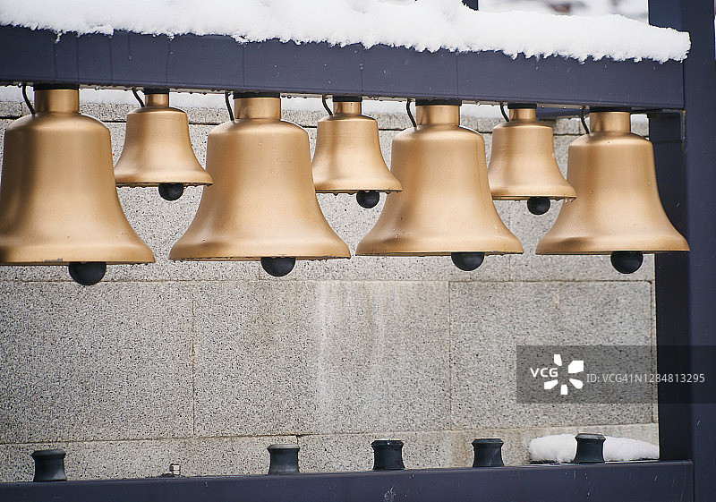 罗马尼亚巴亚马雷东正教教堂的宗教钟图片素材