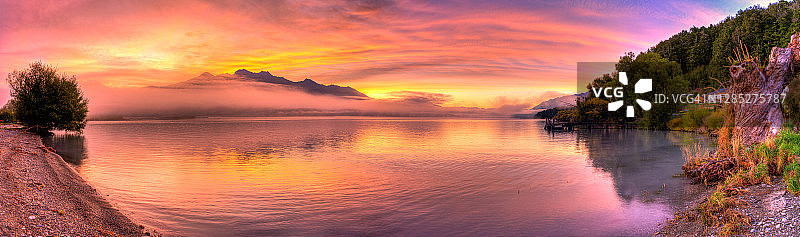 格莱诺基日出图片素材