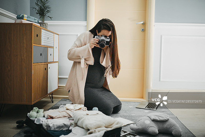 孕妇打包住院用品图片素材