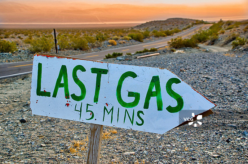 复古加油站标志图片素材