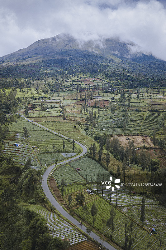 辛多罗火山图片素材