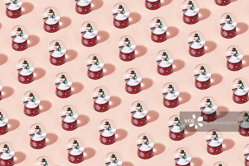 圣诞节雪景球背景图片素材