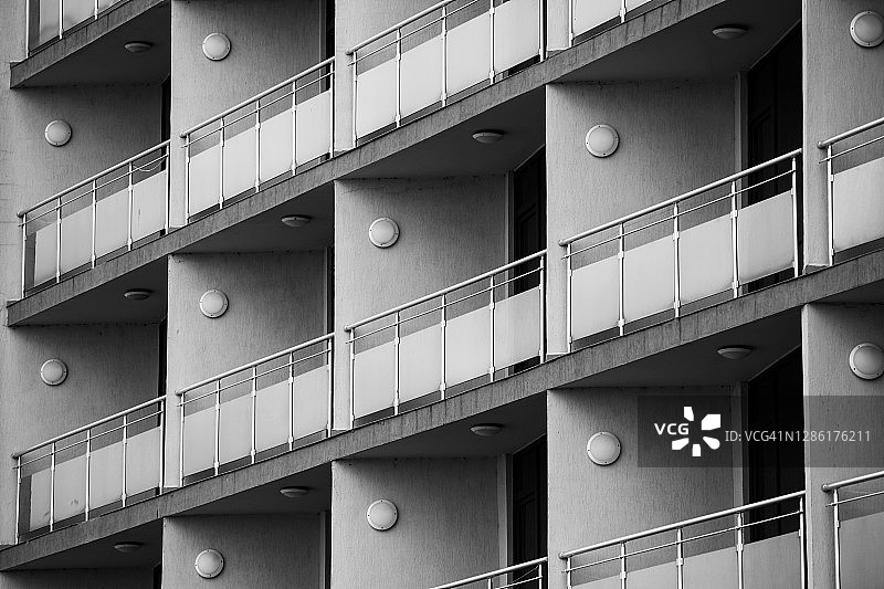 海边老酒店的黑白照片图片素材