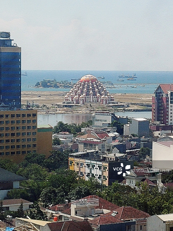 印度尼西亚苏拉威西岛望加锡城市清真寺图片素材