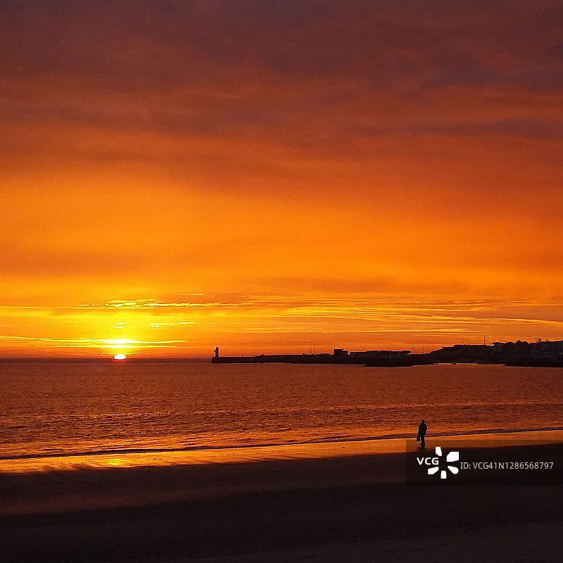 罗扬的日落图片素材