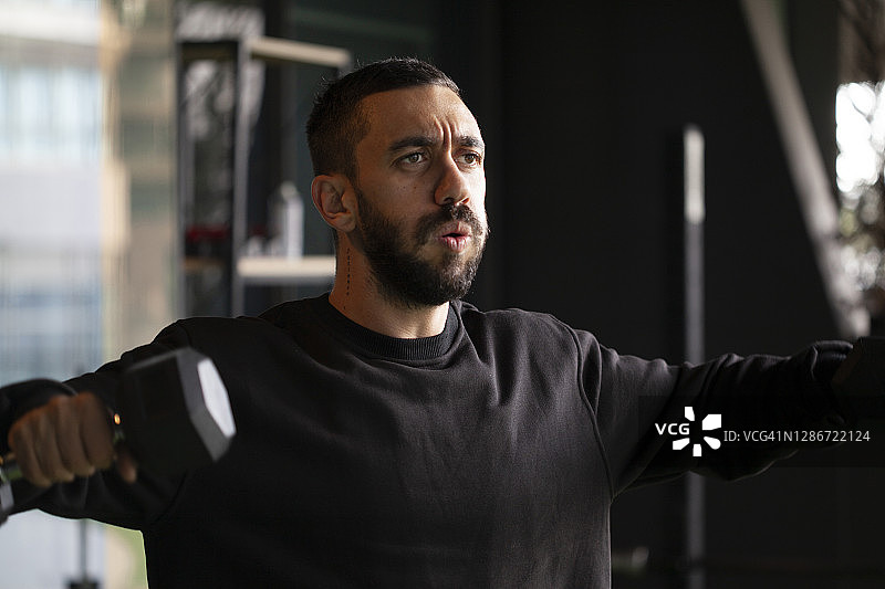 举重健美跑步运动男人图片素材