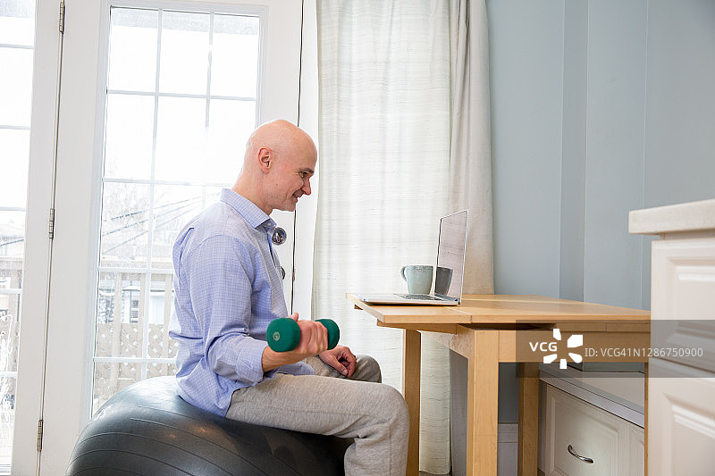 在家工作图片素材