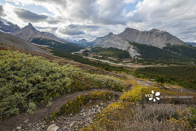 班夫国家公园帕克岭景观图片素材