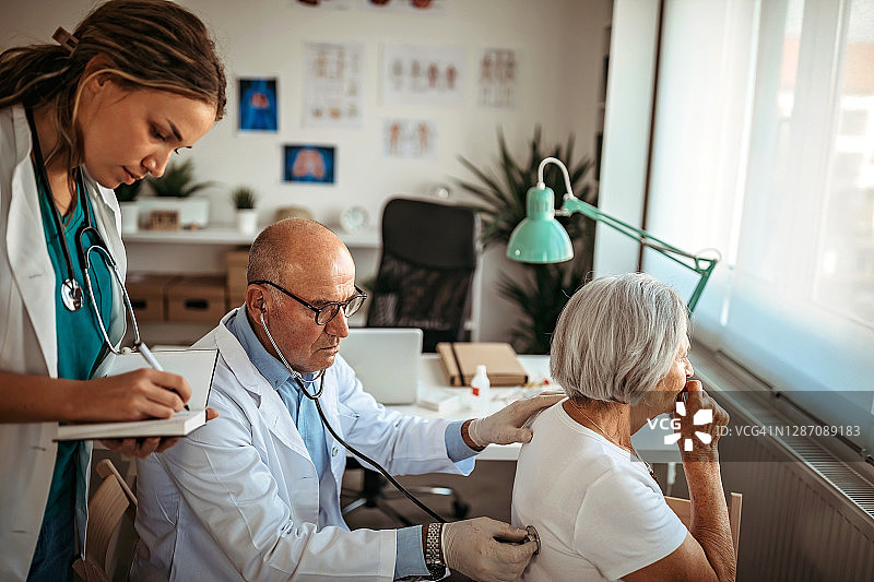 让我听听你的肺图片素材