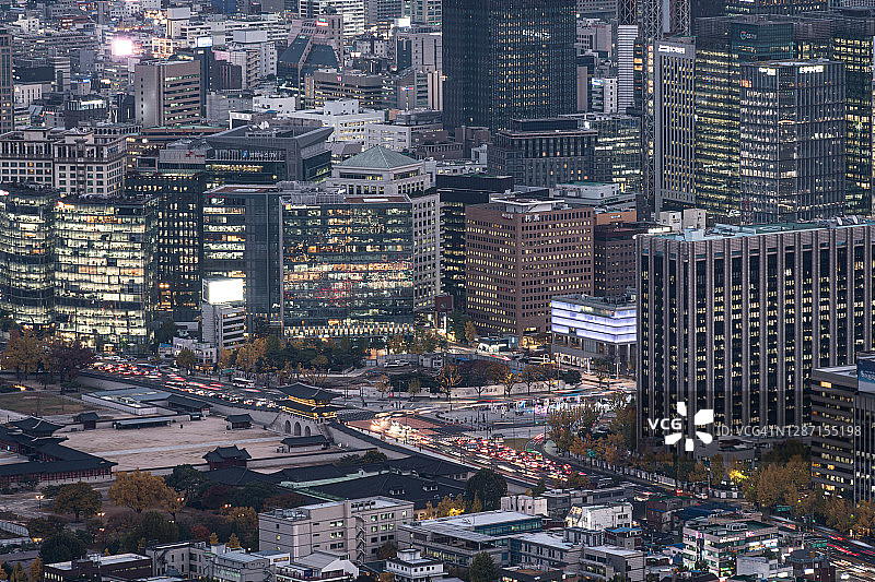 韩国首尔光化门夜间航拍图片素材