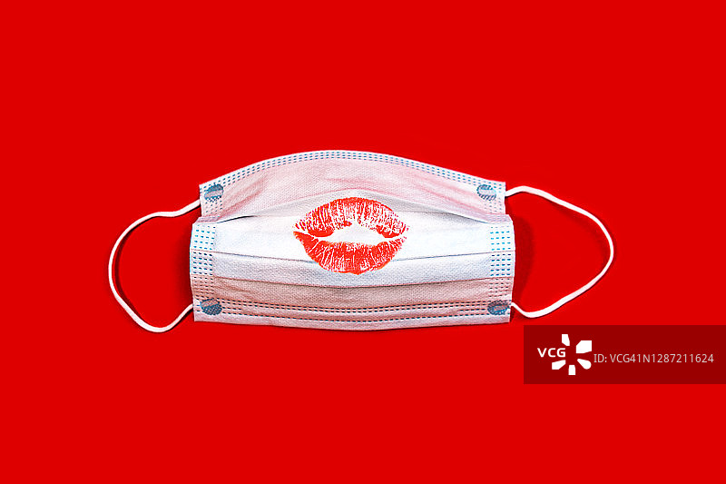 新冠病毒医疗口罩情人节概念图片素材