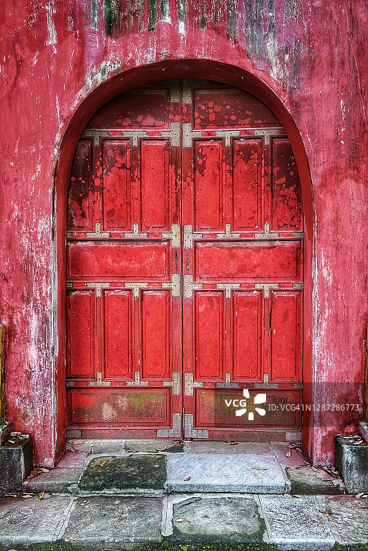 越南顺化皇城的红门图片素材
