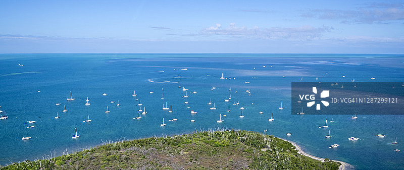 停泊在基韦斯特附近的游艇图片素材