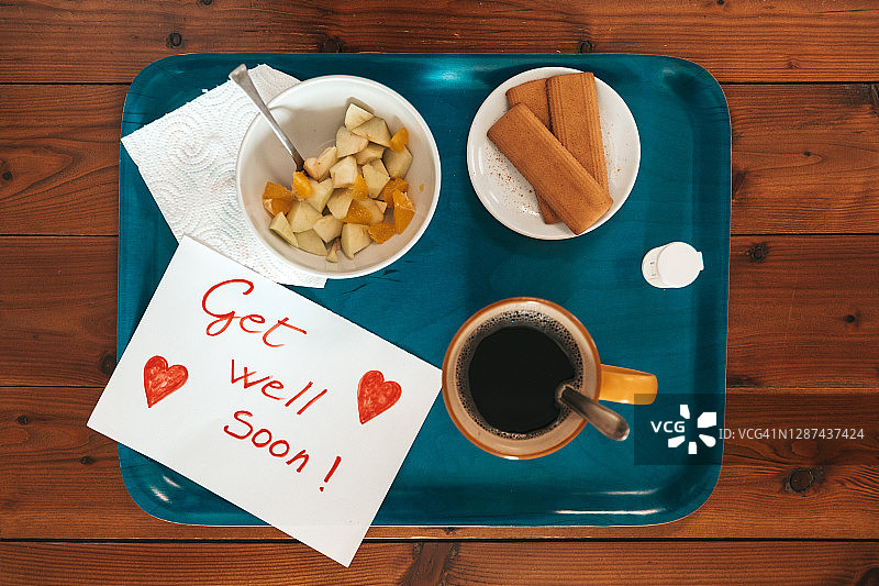 居家隔离期间的餐盘图片素材