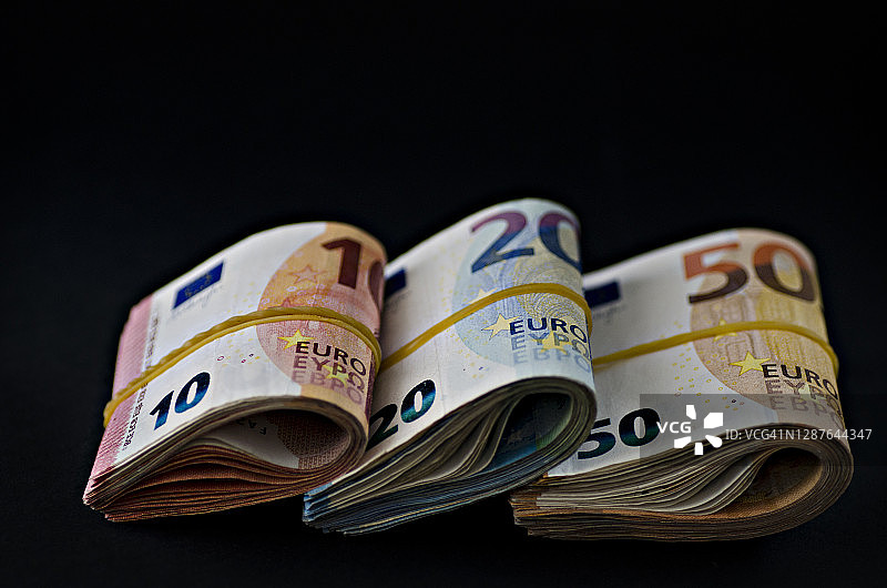 一排纸币图片素材