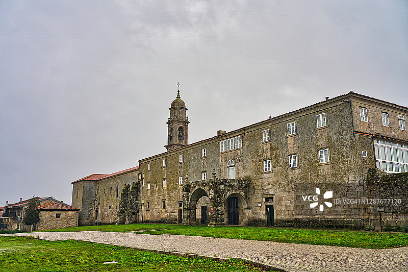 西班牙阿利亚里兹圣克拉拉皇家修道院图片素材