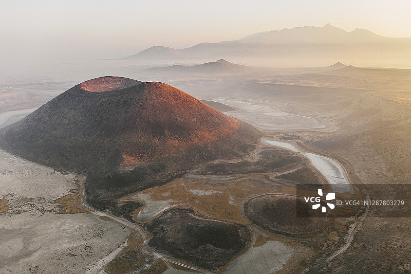 土耳其火山的空中美景图片素材