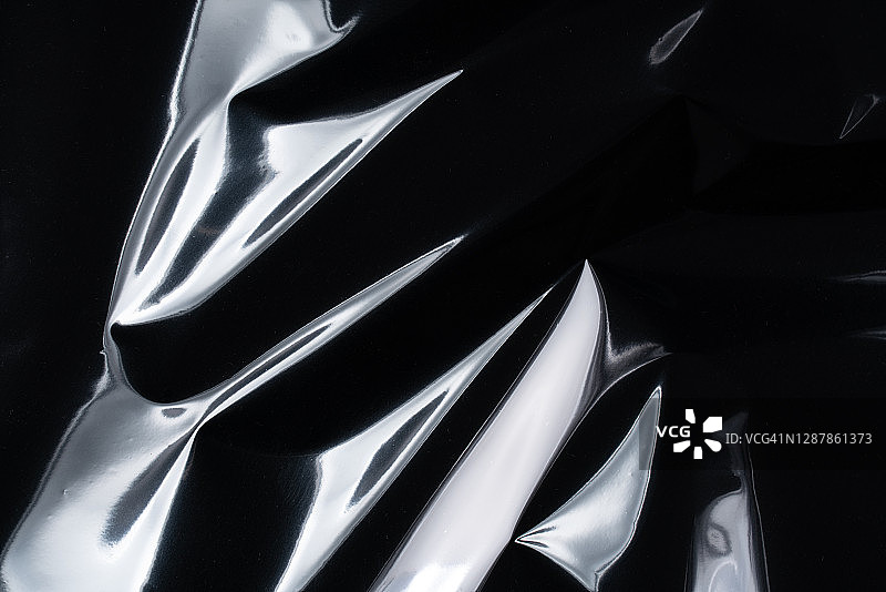 反射白光的皱塑料箔图片素材