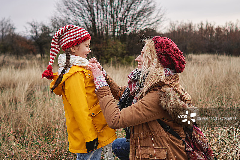 再按一个按钮，我们就可以开始探索了！图片素材