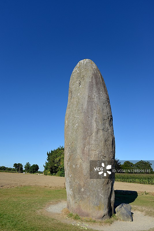 多尔-德-布列塔尼，尚普多伦特的巨石图片素材