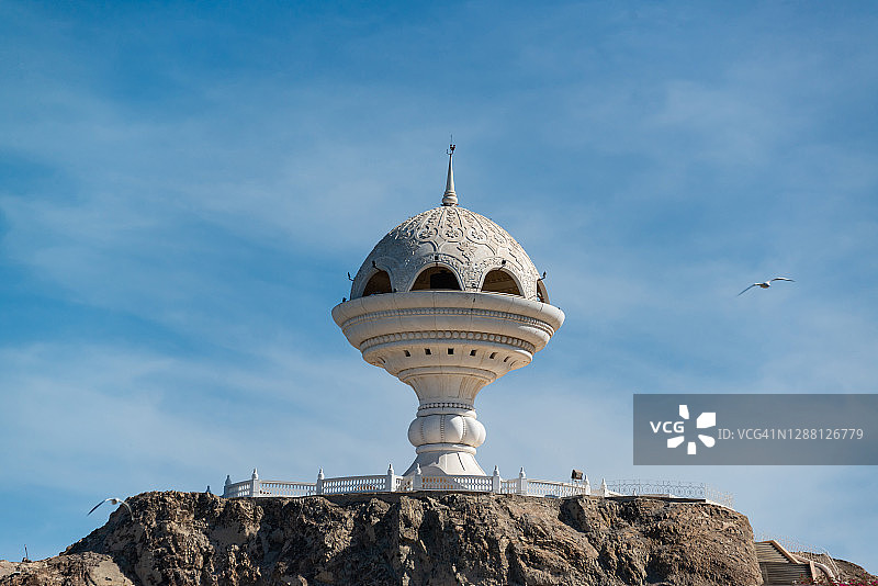 阿曼苏丹国马斯喀特Riyam焚香炉图片素材