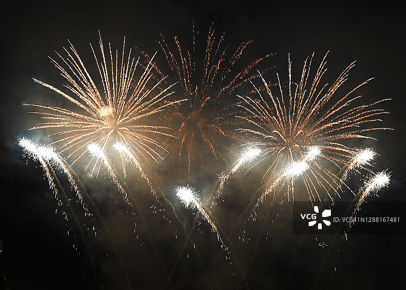 2020年节日庆典烟花图片素材