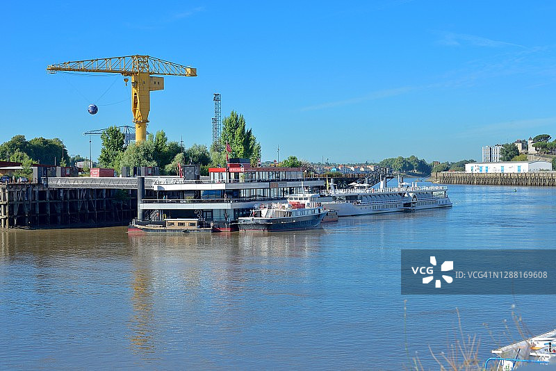 南特岛机械图片素材