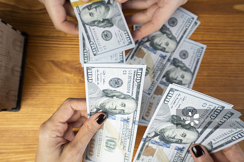 房屋房地产产权交接销售概念图片素材