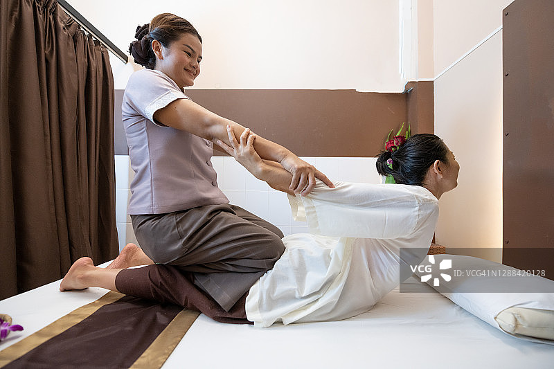 泰式按摩图片素材
