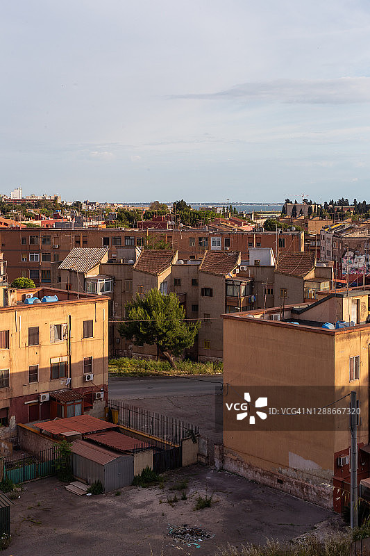 塔兰托的坦布里区靠近安赛乐米塔尔钢铁厂（原伊尔瓦）图片素材
