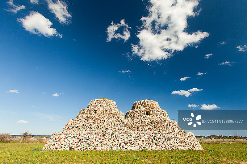 萨伦托/普利亚/意大利的典型乡村建筑帕雅鲁图片素材