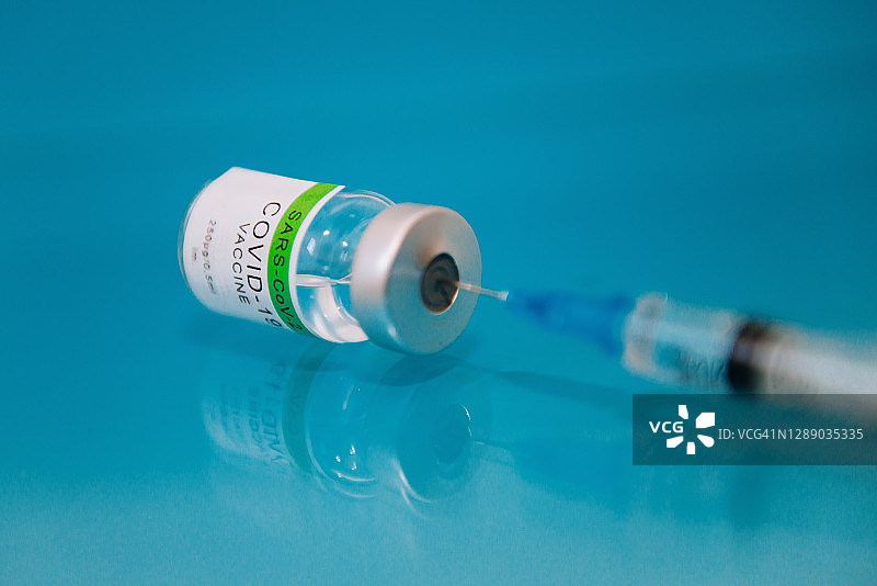 新冠疫苗瓶图片素材