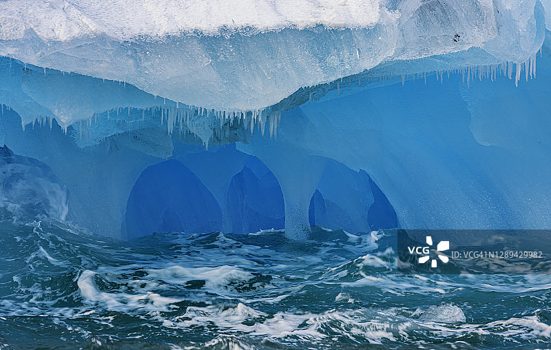 阿拉斯加勒孔特湾冰川冰层图片素材