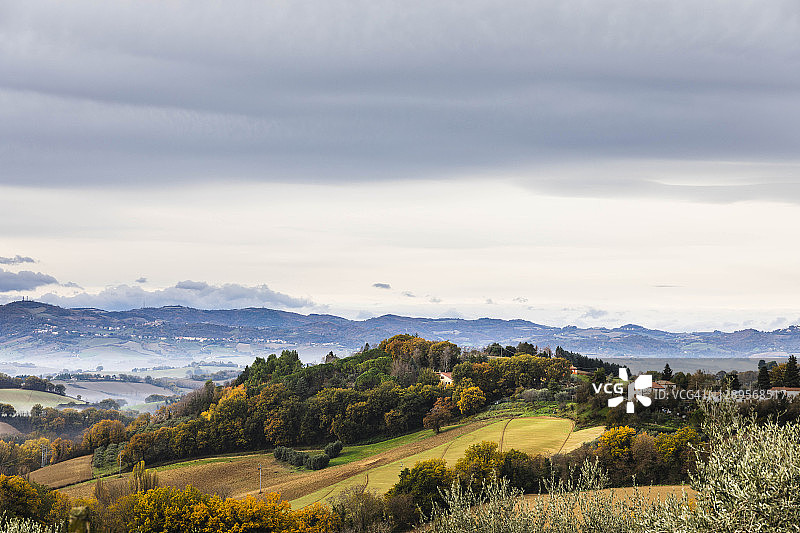 马尔凯丘陵全景图片素材