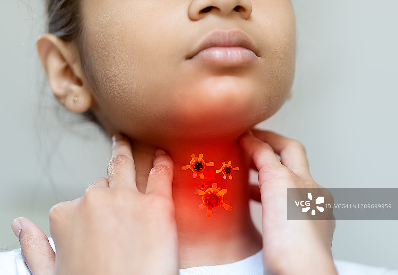 嗓子不舒服的女孩图片素材