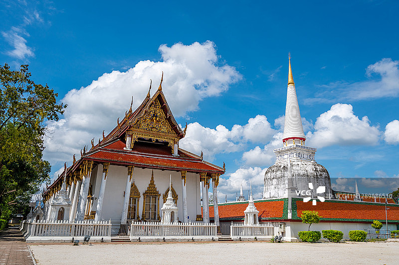 泰国洛坤府玛哈泰寺图片素材