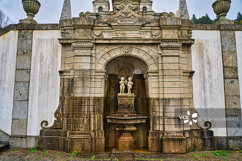 葡萄牙布拉加 Bom Jesus do Monte 圣殿的喷泉图片素材