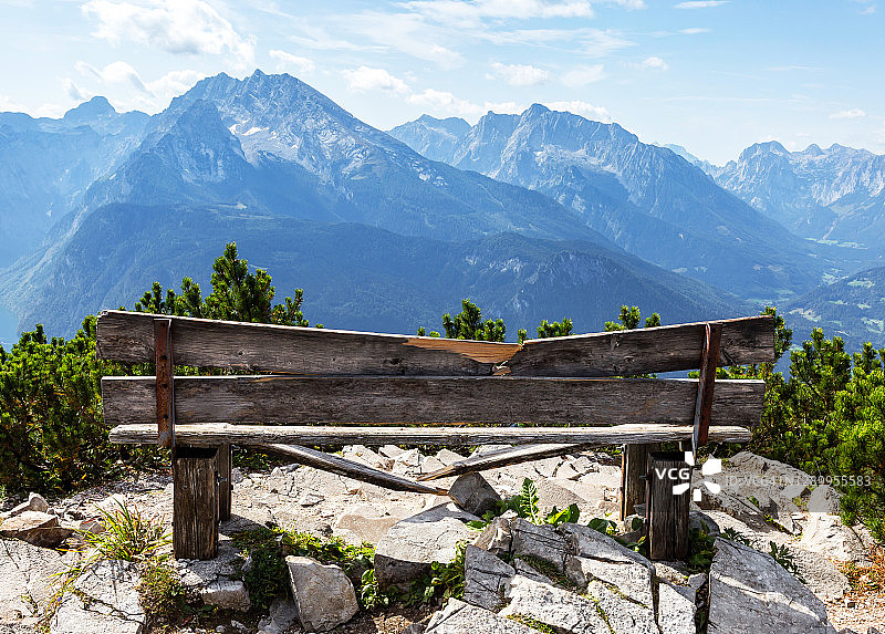 德国巴伐利亚州凯尔施泰因长椅景观图片素材